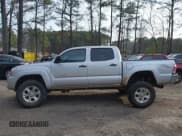 ✅ 2005 Toyota Tacoma • VIN: 5TELU42N55Z069789 • Lot: 41320317. Wystawiony na IAAI z przebiegiem 198 262 mil. Bezpłatny archiwum sprzedaży aukcyjnych z USA i szczegółowy raport historii pojazdu na DreamBid. Zdjęcie 13.