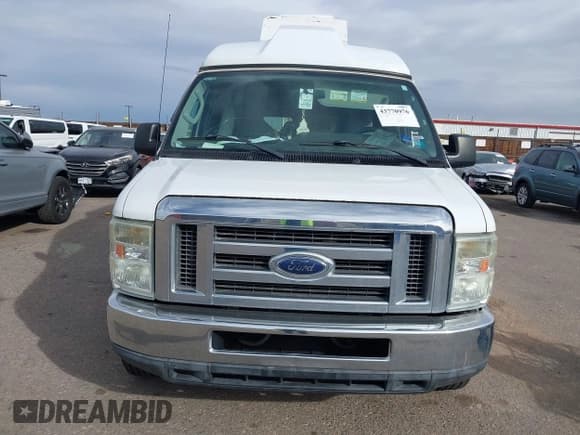 ✅ 2011 Ford Econoline Passenger XL • VIN: 1FBSS3BL3BDA28502 • Lot: 43770976. Wystawiony na IAAI z przebiegiem 105 192 mil. Bezpłatny archiwum sprzedaży aukcyjnych z USA i szczegółowy raport historii pojazdu na DreamBid. Zdjęcie 12.