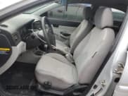 ✅ 2010 Hyundai Accent GLS • VIN: KMHCN4AC6AU462809 • Лот: 86384904. Опубликован ранее на Copart с пробегом 183 898 миль. Бесплатный доступ к архиву аукционных продаж из США и подробный отчёт об истории автомобиля на DreamBid. Изображение 7.