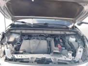 ✅ 2020 Toyota Highlander LE • VIN: 5TDBZRBH8LS511947 • Lot: 43113104. Listed on IAAI with 64,294 mi. Free auction sales archive from the USA and detailed vehicle history report at DreamBid. Image 10.