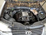 ✅ 2003 Volkswagen Passat GLX • VIN: WVWWH63B13E364504 • Lot: 56071205. Wystawiony na Copart z przebiegiem 203 849 mil. Bezpłatny archiwum sprzedaży aukcyjnych z USA i szczegółowy raport historii pojazdu na DreamBid. Zdjęcie 11.