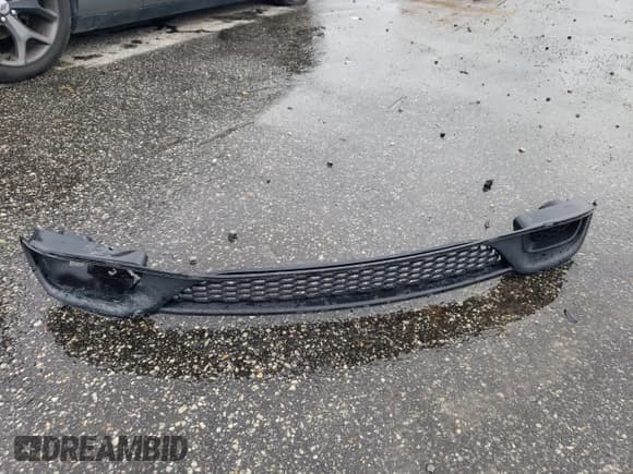 ✅ 2016 Dodge Challenger R/T Plus • VIN: 2C3CDZBT7GH218394 • Lot: 66011024. Wystawiony na Copart z przebiegiem 94 057 mil. Bezpłatny archiwum sprzedaży aukcyjnych z USA i szczegółowy raport historii pojazdu na DreamBid. Zdjęcie 14.