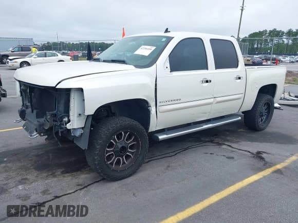 ✅ 2012 Chevrolet Silverado 1500 LTZ • VIN: 3GCPCTE09CG266732 • Lot: 42296450. Wystawiony na IAAI z przebiegiem 179 492 mil. Bezpłatny archiwum sprzedaży aukcyjnych z USA i szczegółowy raport historii pojazdu na DreamBid. Zdjęcie 19.