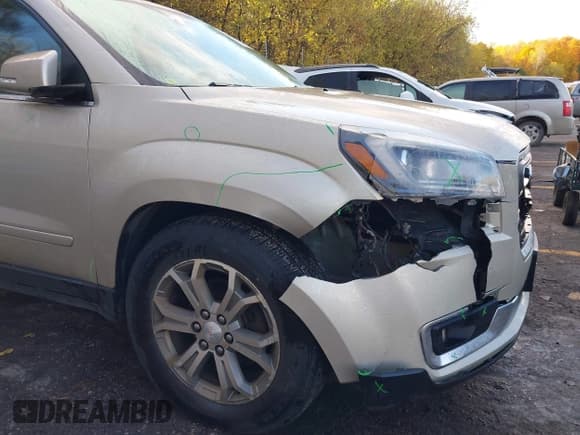 ✅ 2015 GMC Acadia SLT • VIN: 1GKKVSKD1FJ191831 • Lot: 43510710. Wystawiony na IAAI z przebiegiem 173 485 mil. Bezpłatny archiwum sprzedaży aukcyjnych z USA i szczegółowy raport historii pojazdu na DreamBid. Zdjęcie 17.