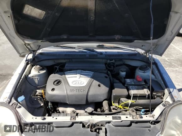 ✅ 2005 Kia Rio • VIN: KNADC125956371733 • Lot: 56203515. Listed on Copart with 54,639 mi. Free auction sales archive from the USA and detailed vehicle history report at DreamBid. Image 11.