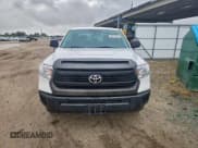 ✅ 2017 Toyota Tundra SR • VIN: 5TFRM5F17HX112984 • Lot: 96316285. Listed on Copart with 278,701 mi. Free auction sales archive from the USA and detailed vehicle history report at DreamBid. Image 5.