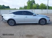 ✅ 2024 Nissan Altima SV • VIN: 1N4BL4DV5RN410084 • Lot: 42212043. Listed on IAAI with 26,119 mi. Free auction sales archive from the USA and detailed vehicle history report at DreamBid. Image 14.