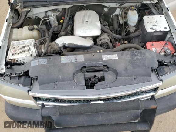 ✅ 2005 Chevrolet Silverado 2500HD LS • VIN: 1GCHK23U25F851308 • Lot: 68321325. Wystawiony na Copart z przebiegiem 255 749 mil. Bezpłatny archiwum sprzedaży aukcyjnych z USA i szczegółowy raport historii pojazdu na DreamBid. Zdjęcie 11.