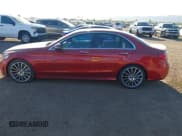 ✅ 2019 Mercedes-Benz C 300 • VIN: 55SWF8DB4KU308892 • Lot: 43566303. Wystawiony na IAAI z przebiegiem 170 253 mil. Bezpłatny archiwum sprzedaży aukcyjnych z USA i szczegółowy raport historii pojazdu na DreamBid. Zdjęcie 14.