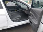 ✅ 2024 Hyundai Elantra SEL • VIN: KMHLM4DG8RU641513 • Lot: 43403885. Listed on IAAI with 33,573 mi. Free auction sales archive from the USA and detailed vehicle history report at DreamBid. Image 5.