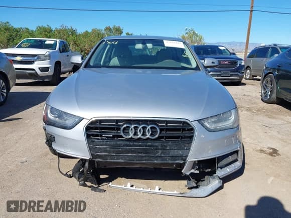 ✅ 2015 Audi A4 Premium Plus • VIN: WAUFFAFLXFN002685 • Lot: 43433313. Listed on IAAI with 94,292 mi. Free auction sales archive from the USA and detailed vehicle history report at DreamBid. Image 12.