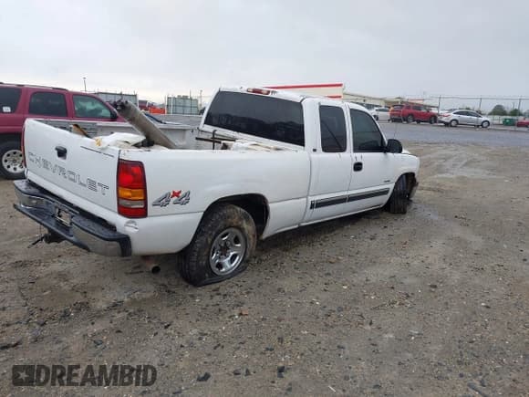 ✅ 2001 Chevrolet Silverado 1500 LS • VIN: 2GCEK19T811392878 • Лот: 41829021. Опубликован ранее на IAAI с пробегом 230 243 миль. Бесплатный доступ к архиву аукционных продаж из США и подробный отчёт об истории автомобиля на DreamBid. Изображение 4.