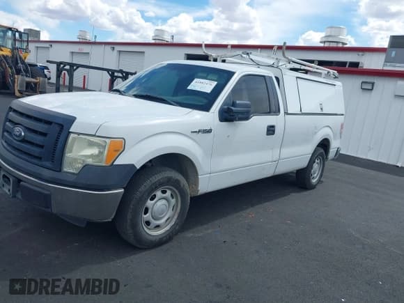✅ 2011 Ford F-150 XL • VIN: 1FTMF1CM8BKD62475 • Lot: 41882476. Wystawiony na IAAI z przebiegiem 149 095 mil. Bezpłatny archiwum sprzedaży aukcyjnych z USA i szczegółowy raport historii pojazdu na DreamBid. Zdjęcie 6.