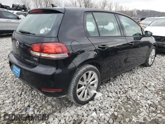 ✅ 2012 Volkswagen Golf TDI • VIN: WVWDM7AJ4CW350268 • Лот: 85113574. Опубликован ранее на Copart с пробегом 184 847 миль. Бесплатный доступ к архиву аукционных продаж из США и подробный отчёт об истории автомобиля на DreamBid. Изображение 3.