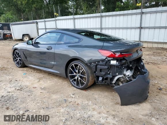 ✅ 2022 BMW 8 Series M850i xDrive • VIN: WBABC4C00NCJ85396 • Lot: 69748065. Wystawiony na Copart z przebiegiem 13 855 mil. Bezpłatny archiwum sprzedaży aukcyjnych z USA i szczegółowy raport historii pojazdu na DreamBid. Zdjęcie 2.