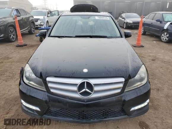 ✅ 2012 Mercedes-Benz C 250 Sport • VIN: WDDGF4HB3CR238893 • Lot: 70048555. Listed on Copart with 86,259 mi. Free auction sales archive from the USA and detailed vehicle history report at DreamBid. Image 5.