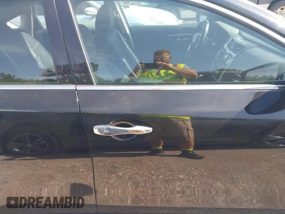 ✅ 2018 Nissan Altima S • VIN: 1N4AL3AP5JC123825 • Lot: 42716683. Wystawiony na IAAI z przebiegiem 170 082 mil. Bezpłatny archiwum sprzedaży aukcyjnych z USA i szczegółowy raport historii pojazdu na DreamBid. Zdjęcie 13.