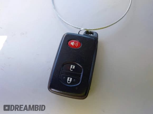 ✅ 2014 Toyota Prius Two • VIN: JTDKN3DU2E0368454 • Лот: 43415806. Опубликован ранее на IAAI с пробегом 197 447 миль. Бесплатный доступ к архиву аукционных продаж из США и подробный отчёт об истории автомобиля на DreamBid. Изображение 11.