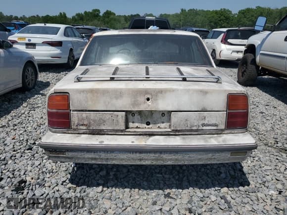 ✅ 1987 Oldsmobile Delta • VIN: 1G3HY5136H1816167 • Лот: 53511225. Опубликован ранее на Copart с пробегом 65 692 миль. Бесплатный доступ к архиву аукционных продаж из США и подробный отчёт об истории автомобиля на DreamBid. Изображение 6.