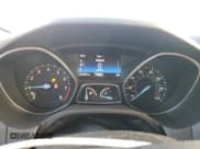 ✅ 2016 Ford Focus SE • VIN: 1FADP3K22GL348524 • Лот: 82320315. Опубликован ранее на Copart с пробегом 137 237 миль. Бесплатный доступ к архиву аукционных продаж из США и подробный отчёт об истории автомобиля на DreamBid. Изображение 9.