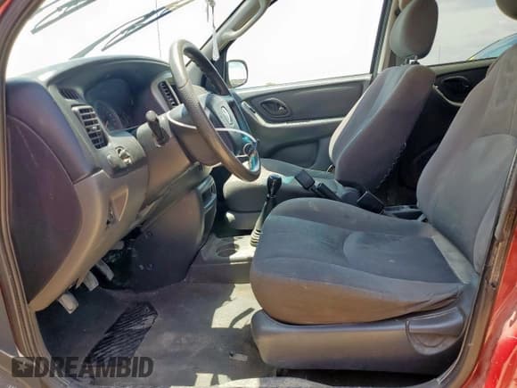 ✅ 2004 Mazda Tribute DX • VIN: 4F2YZ02B04KM01565 • Лот: 60094125. Опубликован ранее на Copart с пробегом 257 425 миль. Бесплатный доступ к архиву аукционных продаж из США и подробный отчёт об истории автомобиля на DreamBid. Изображение 7.