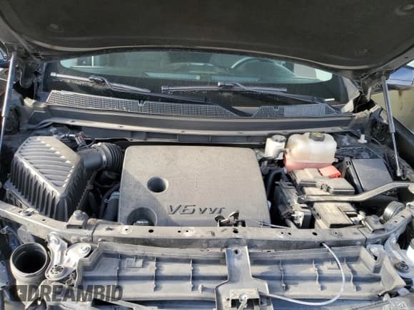 ✅ 2018 Chevrolet Traverse LS • VIN: 1GNERFKW2JJ207749 • Lot: 69281454. Wystawiony na Copart z przebiegiem 103 457 mil. Bezpłatny archiwum sprzedaży aukcyjnych z USA i szczegółowy raport historii pojazdu na DreamBid. Zdjęcie 12.