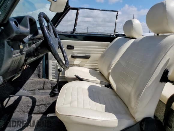 ✅ 1978 Volkswagen Beetle • VIN: 1582033468 • Lot: 67102355. Wystawiony na Copart z przebiegiem 44 164 mil. Bezpłatny archiwum sprzedaży aukcyjnych z USA i szczegółowy raport historii pojazdu na DreamBid. Zdjęcie 7.