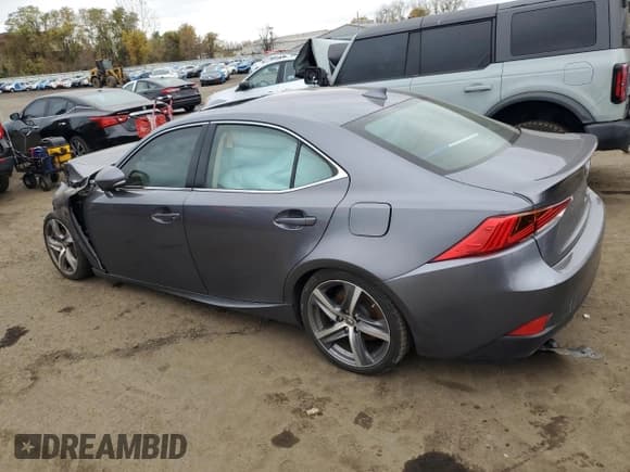 ✅ 2019 Lexus IS 300 F Sport • VIN: JTHC81D22K5039281 • Лот: 90678215. Опубликован ранее на Copart с пробегом 60 796 миль. Бесплатный доступ к архиву аукционных продаж из США и подробный отчёт об истории автомобиля на DreamBid. Изображение 2.