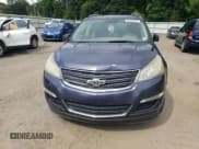 ✅ 2013 Chevrolet Traverse LS • VIN: 1GNKRFKD0DJ250055 • Lot: 63426704. Wystawiony na Copart z przebiegiem Nie podano. Bezpłatny archiwum sprzedaży aukcyjnych z USA i szczegółowy raport historii pojazdu na DreamBid. Zdjęcie 5.