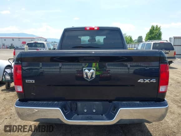 2024 Ram 1500 SLT z VIN 1C6RR7GG3RS149228, wystawiony jako IAAI lot #42574867 z przebiegiem 23 895 mil mil oraz . Historia ofert i sprzedaży dostępna na DreamBid. Obrazek 16.