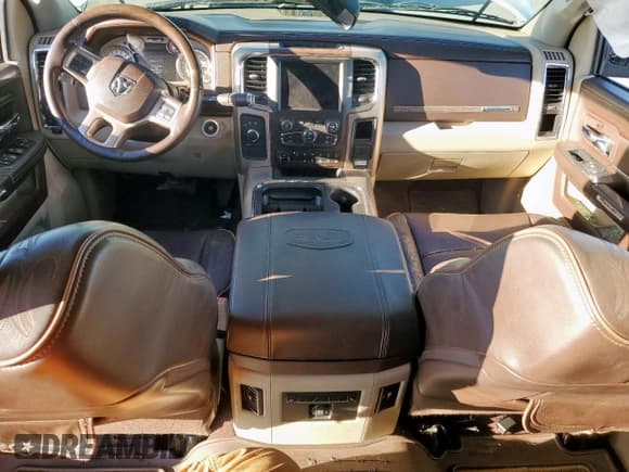 ✅ 2018 Ram 2500 Limited • VIN: 3C6UR5GL0JG406398 • Lot: 47801635. Listed on Copart with 84,581 mi. Free auction sales archive from the USA and detailed vehicle history report at DreamBid. Image 8.