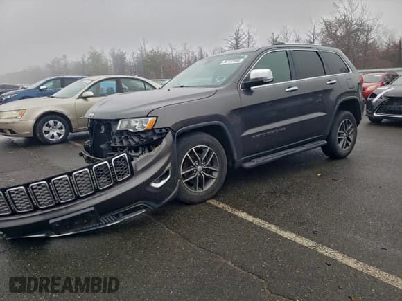 ✅ 2018 Jeep Grand Cherokee Limited • VIN: 1C4RJFBG2JC166554 • Lot: 94722555. Listed on Copart with 29,313 mi. Free auction sales archive from the USA and detailed vehicle history report at DreamBid. Image 1.