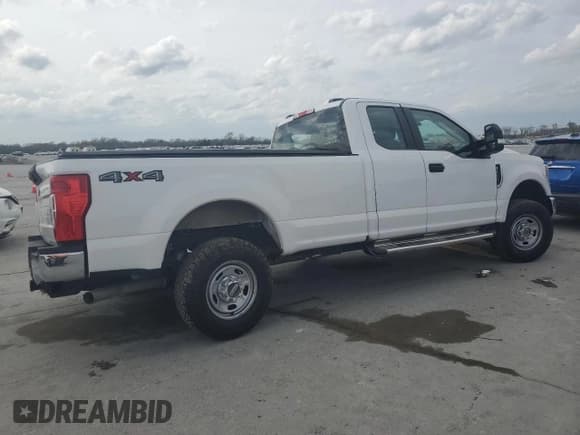 ✅ 2020 Ford F-250 XL • VIN: 1FT7X2B60LEE22591 • Lot: 51676815. Wystawiony na Copart z przebiegiem 177 628 mil. Bezpłatny archiwum sprzedaży aukcyjnych z USA i szczegółowy raport historii pojazdu na DreamBid. Zdjęcie 3.