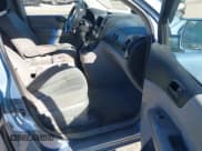 ✅ 2007 Hyundai Entourage GLS • VIN: KNDMC233776042702 • Лот: 43522443. Опубликован ранее на IAAI с пробегом 247 339 миль. Бесплатный доступ к архиву аукционных продаж из США и подробный отчёт об истории автомобиля на DreamBid. Изображение 5.