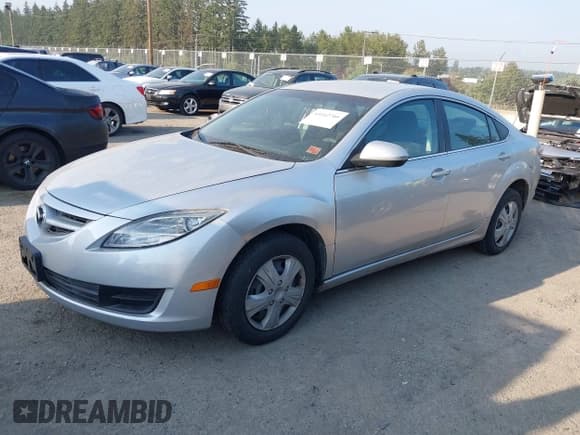 ✅ 2010 Mazda 6 i Sport • VIN: 1YVHZ8BH6A5M21343 • Lot: 43142766. Listed on IAAI with 155,614 mi. Free auction sales archive from the USA and detailed vehicle history report at DreamBid. Image 2.