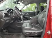 ✅ 2019 Chevrolet Traverse Premier • VIN: 1GNEVKKW3KJ309812 • Lot: 57428595. Wystawiony na Copart z przebiegiem 97 056 mil. Bezpłatny archiwum sprzedaży aukcyjnych z USA i szczegółowy raport historii pojazdu na DreamBid. Zdjęcie 7.