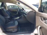 ✅ 2014 Volkswagen Passat SEL Premium • VIN: 1VWCN7A31EC029932 • Lot: 43184963. Wystawiony na IAAI z przebiegiem 117 251 mil. Bezpłatny archiwum sprzedaży aukcyjnych z USA i szczegółowy raport historii pojazdu na DreamBid. Zdjęcie 5.