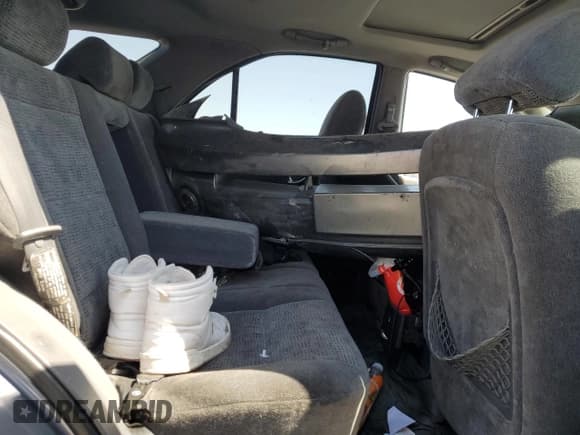 ✅ 2003 Kia Sorento LX • VIN: KNDJD733635164044 • Лот: 59309395. Опубликован ранее на Copart с пробегом 195 832 миль. Бесплатный доступ к архиву аукционных продаж из США и подробный отчёт об истории автомобиля на DreamBid. Изображение 11.