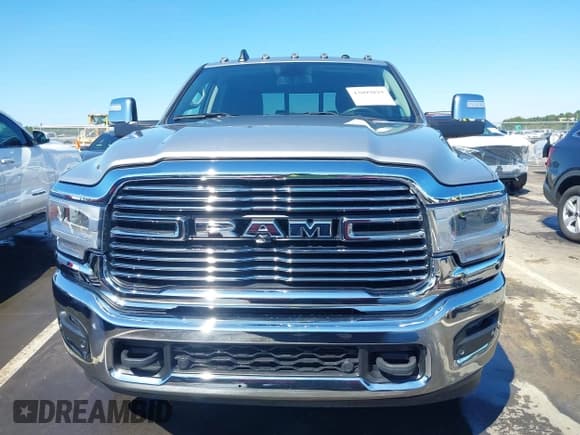✅ 2023 Ram 2500 Laramie • VIN: 3C6UR5NL9PG615330 • Лот: 43099829. Опубликован ранее на IAAI с пробегом 41 787 миль. Бесплатный доступ к архиву аукционных продаж из США и подробный отчёт об истории автомобиля на DreamBid. Изображение 12.