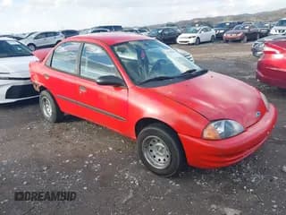 ✅ 2001 Chevrolet Metro Lsi • VIN: 2C1MR522816701121 • Лот: 41468608. Опубликован ранее на IAAI с пробегом 151 113 миль. Бесплатный доступ к архиву аукционных продаж из США и подробный отчёт об истории автомобиля на DreamBid. Изображение 1.