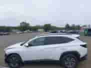 2023 Hyundai Tucson Blue z VIN KM8JBCA13PU097992, wystawiony jako IAAI lot #43153942 z przebiegiem 59 501 mil mil oraz . Historia ofert i sprzedaży dostępna na DreamBid. Obrazek 15.