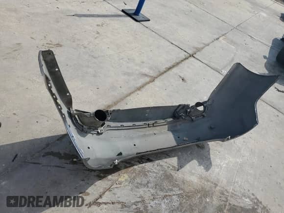 2016 Hyundai Azera Limited z VIN KMHFH4JG7GA547143, wystawiony jako Copart lot #44504655 z przebiegiem 110 476 mil mil oraz Szkoda całkowita • Salvage title. Historia ofert i sprzedaży dostępna na DreamBid. Obrazek 14.