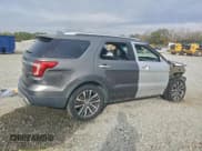 ✅ 2016 Ford Explorer Platinum • VIN: 1FM5K8HT9GGC10817 • Lot: 93605015. Wystawiony na Copart z przebiegiem 133 058 mil. Bezpłatny archiwum sprzedaży aukcyjnych z USA i szczegółowy raport historii pojazdu na DreamBid. Zdjęcie 3.