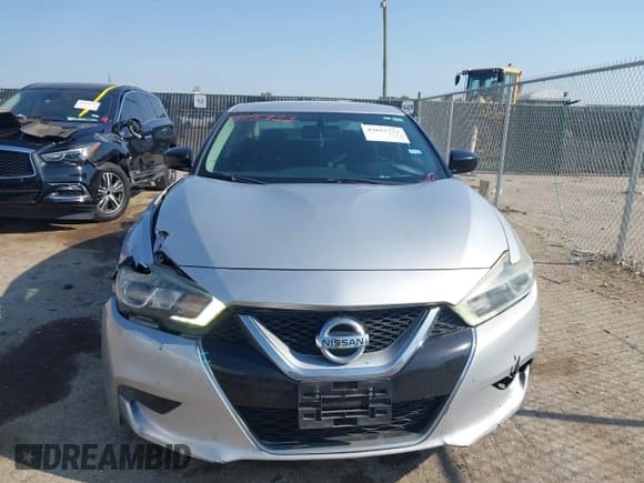✅ 2017 Nissan Maxima SR • VIN: 1N4AA6AP9HC448284 • Лот: 43015733. Опубликован ранее на IAAI с пробегом 192 666 миль. Бесплатный доступ к архиву аукционных продаж из США и подробный отчёт об истории автомобиля на DreamBid. Изображение 12.