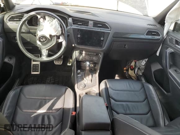 ✅ 2021 Volkswagen Tiguan SEL Premium R-Line • VIN: 3VV4B7AX9MM042512 • Лот: 81874915. Опубликован ранее на Copart с пробегом 43 300 миль. Бесплатный доступ к архиву аукционных продаж из США и подробный отчёт об истории автомобиля на DreamBid. Изображение 8.