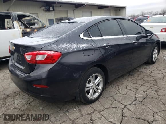 ✅ 2016 Chevrolet Cruze LT • VIN: 1G1BE5SM2G7282191 • Lot: 37935903. Listed on Copart with 46,525 mi. Free auction sales archive from the USA and detailed vehicle history report at DreamBid. Image 3.