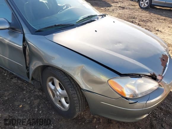 ✅ 2001 Ford Taurus SE • VIN: 1FAFP53U61G119347 • Lot: 43693455. Listed on IAAI with 150,165 mi. Free auction sales archive from the USA and detailed vehicle history report at DreamBid. Image 6.