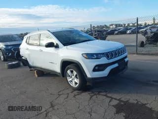✅ 2022 Jeep Compass Latitude • VIN: 3C4NJCBB5NT188415 • Lot: 43704106. Listed on IAAI with 36,727 mi. Free auction sales archive from the USA and detailed vehicle history report at DreamBid. Image 1.