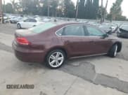 ✅ 2014 Volkswagen Passat SE • VIN: 1VWBN7A39EC102699 • Lot: 92000865. Wystawiony na Copart z przebiegiem 101 555 mil. Bezpłatny archiwum sprzedaży aukcyjnych z USA i szczegółowy raport historii pojazdu na DreamBid. Zdjęcie 3.