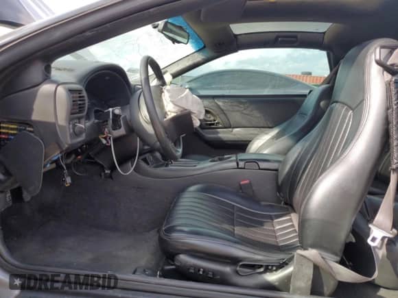 2000 Chevrolet Camaro Z28 z VIN 2G1FP22G6Y2156722, wystawiony jako Copart lot #45156165 z przebiegiem 123 955 mil mil oraz Szkoda całkowita • Salvage title. Historia ofert i sprzedaży dostępna na DreamBid. Obrazek 7.